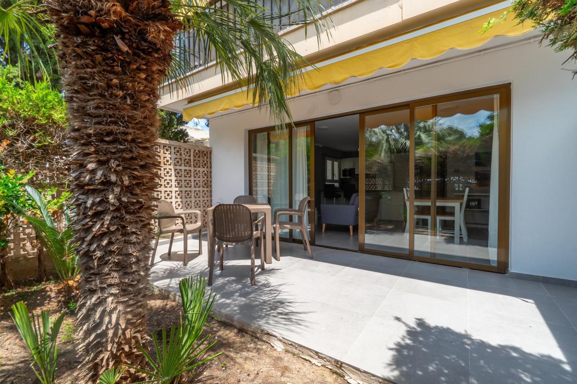 Ponent E Apartment