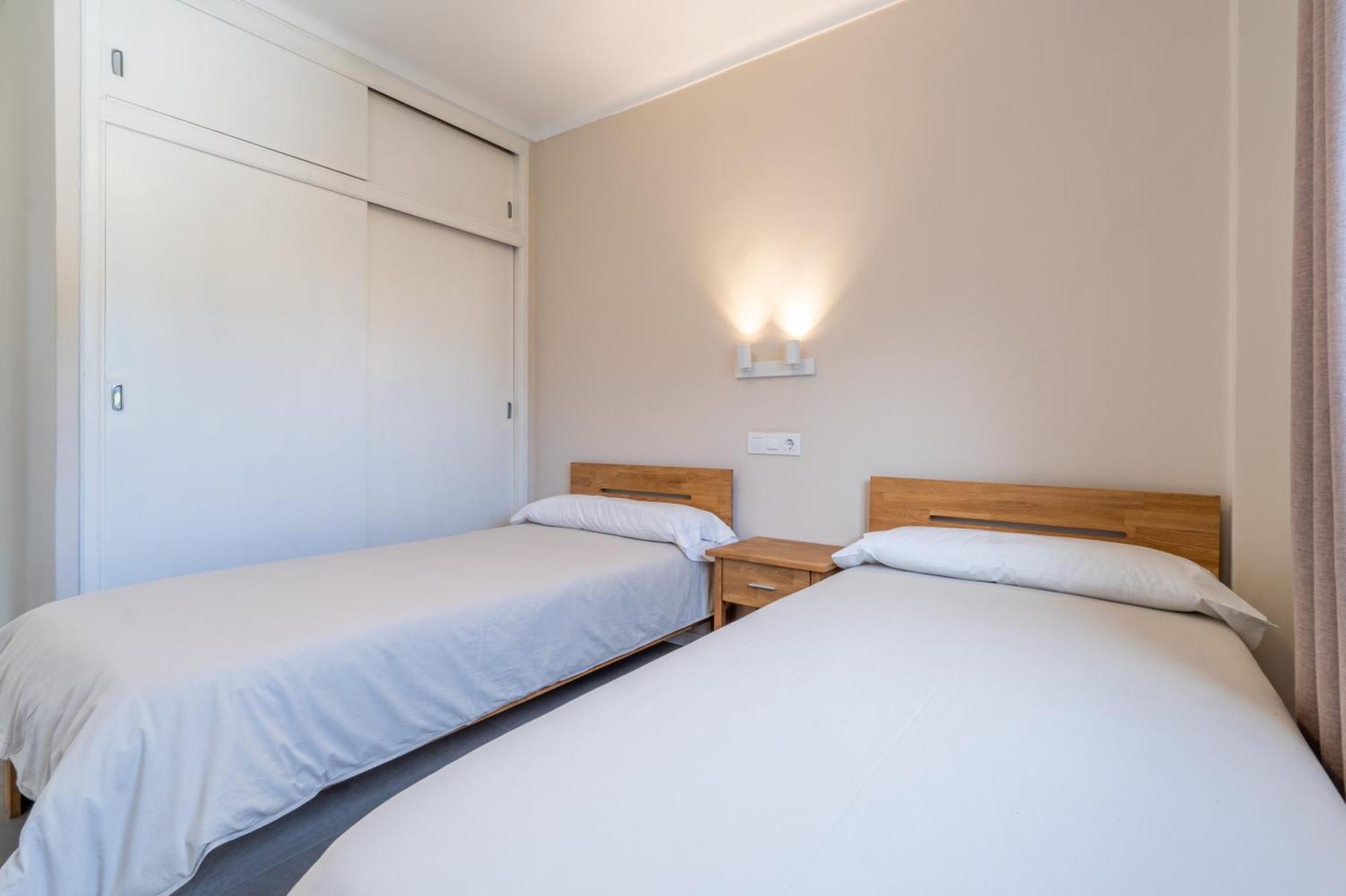 Ponent Cala Ratjada E Apartment