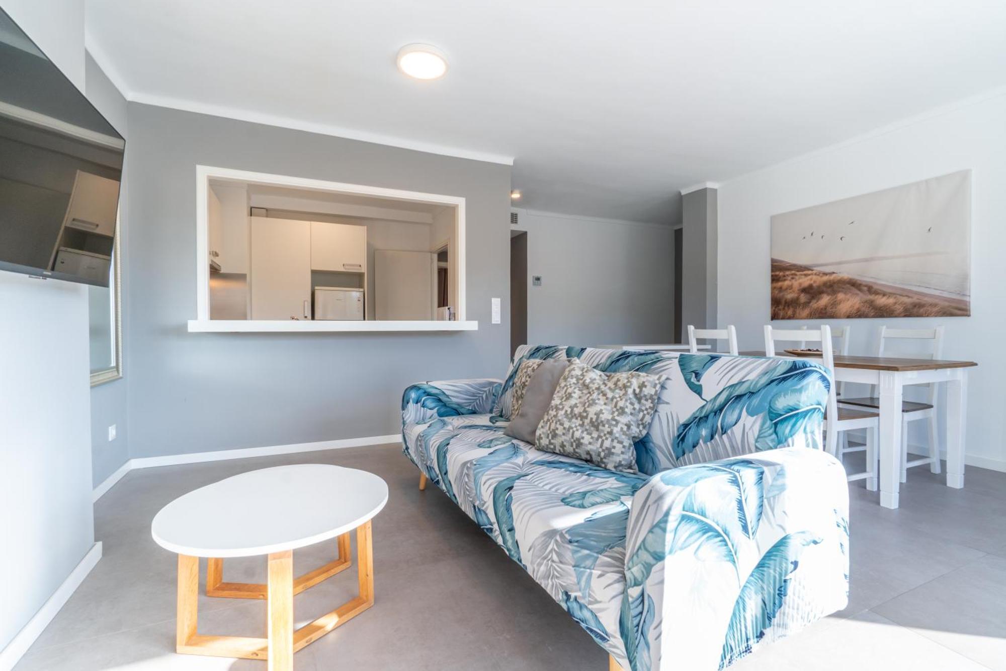 Ponent Cala Ratjada E Apartment