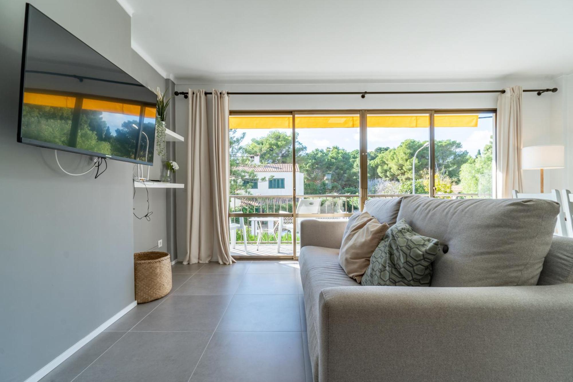 Ponent Cala Ratjada E Apartment